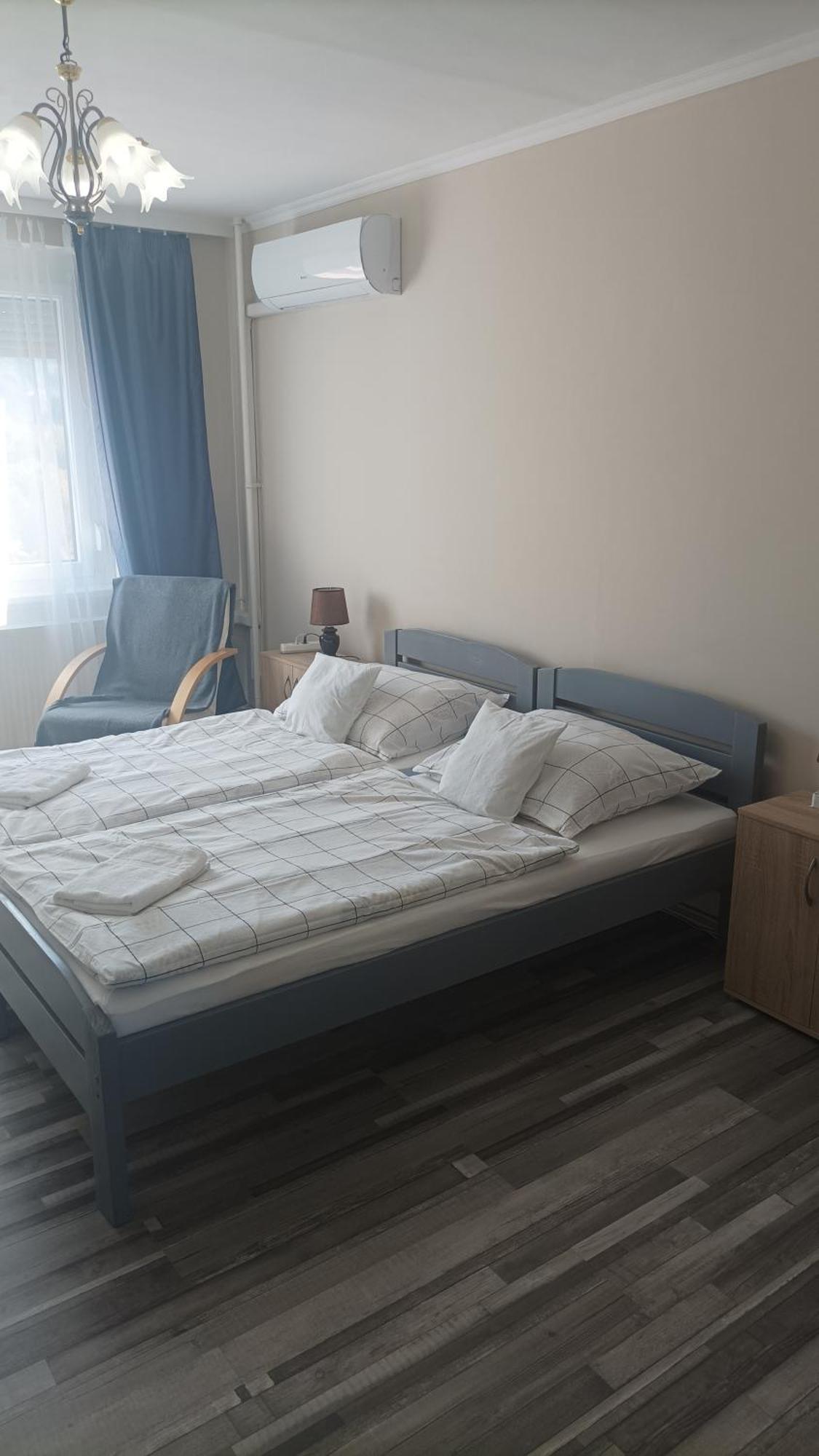 Panel Hause Kazincbarcika Apartment Exterior photo